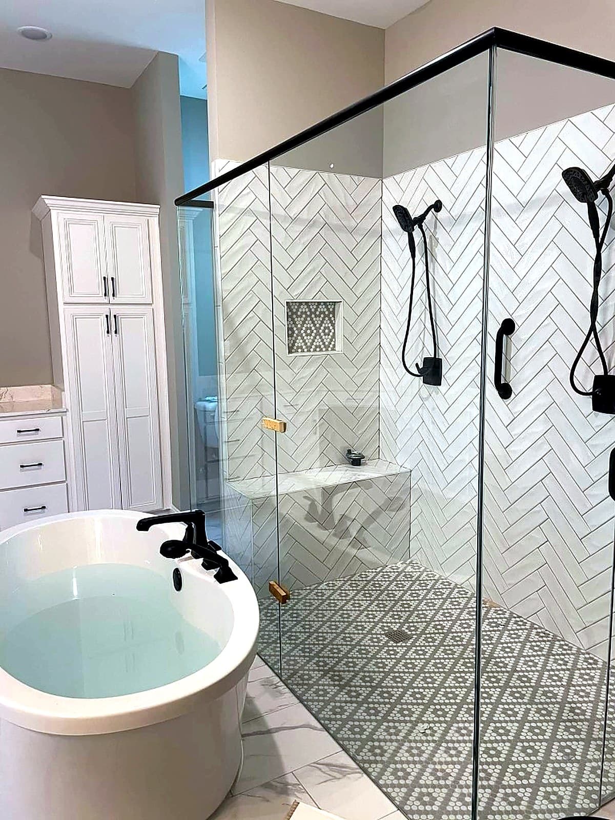 Bathrooms — M & D Custom Homes project