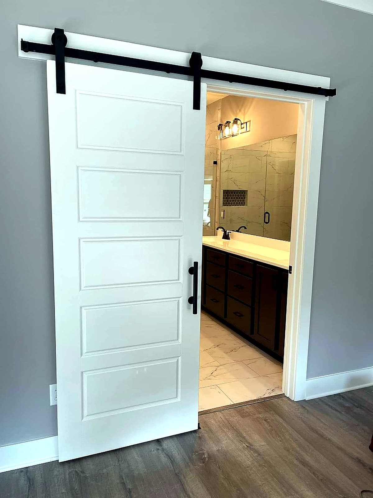 Bathrooms — M & D Custom Homes project