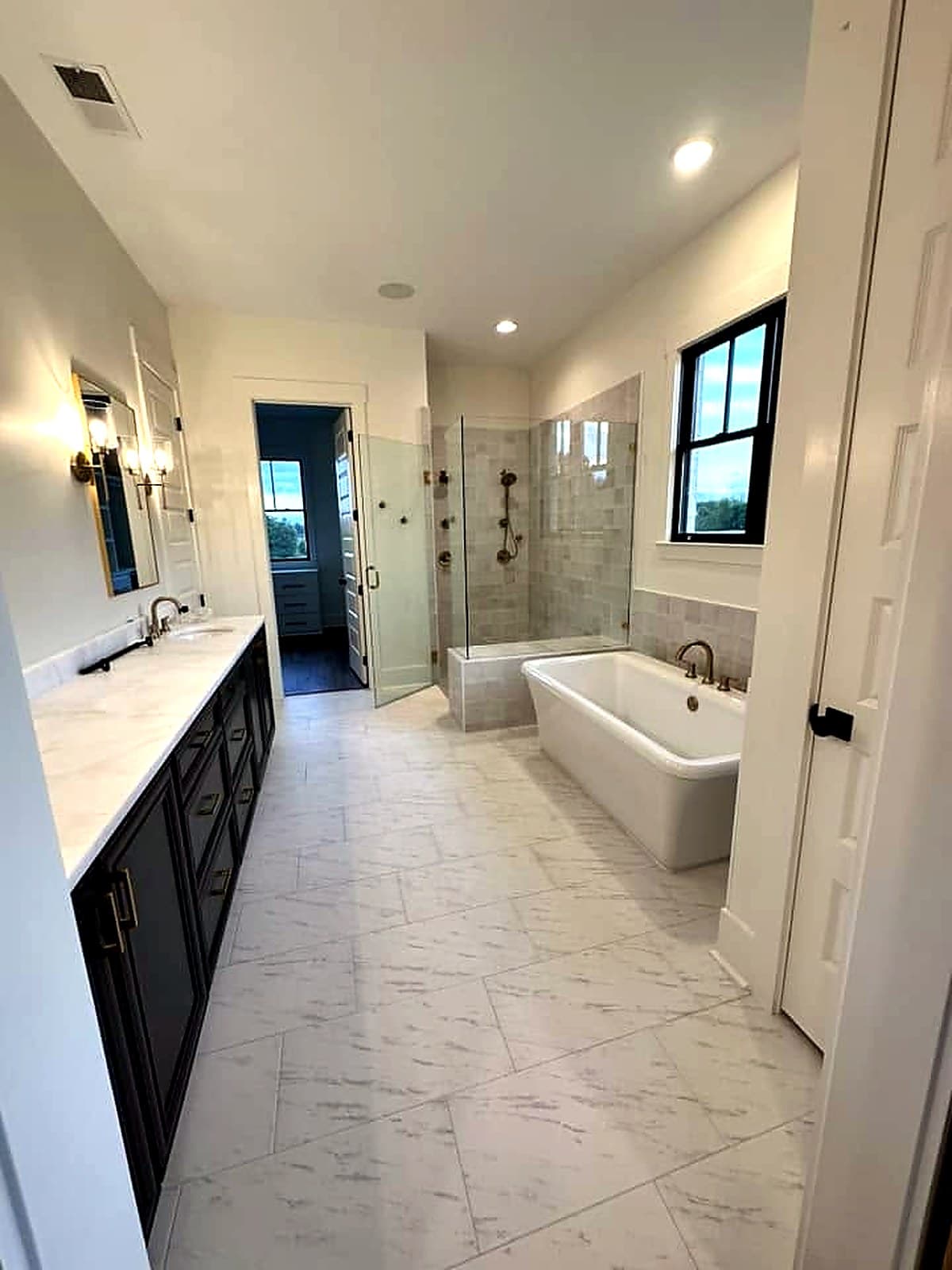 Bathrooms — M & D Custom Homes project