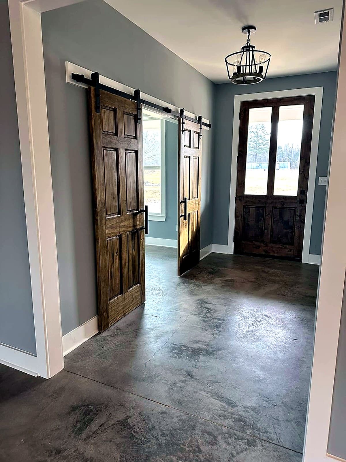 Entrances — M & D Custom Homes project