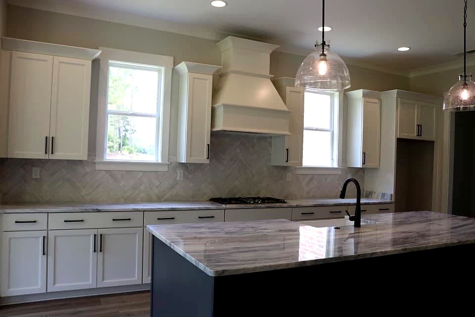 Kitchens — M & D Custom Homes project