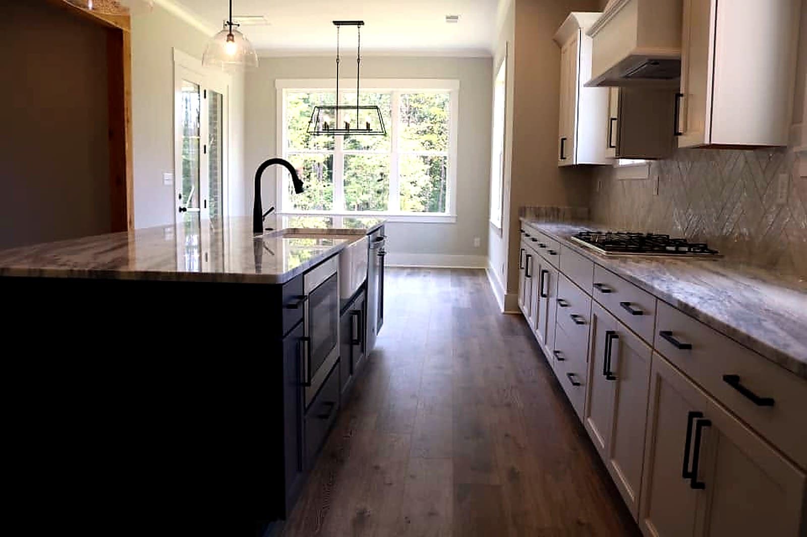 Kitchens — M & D Custom Homes project