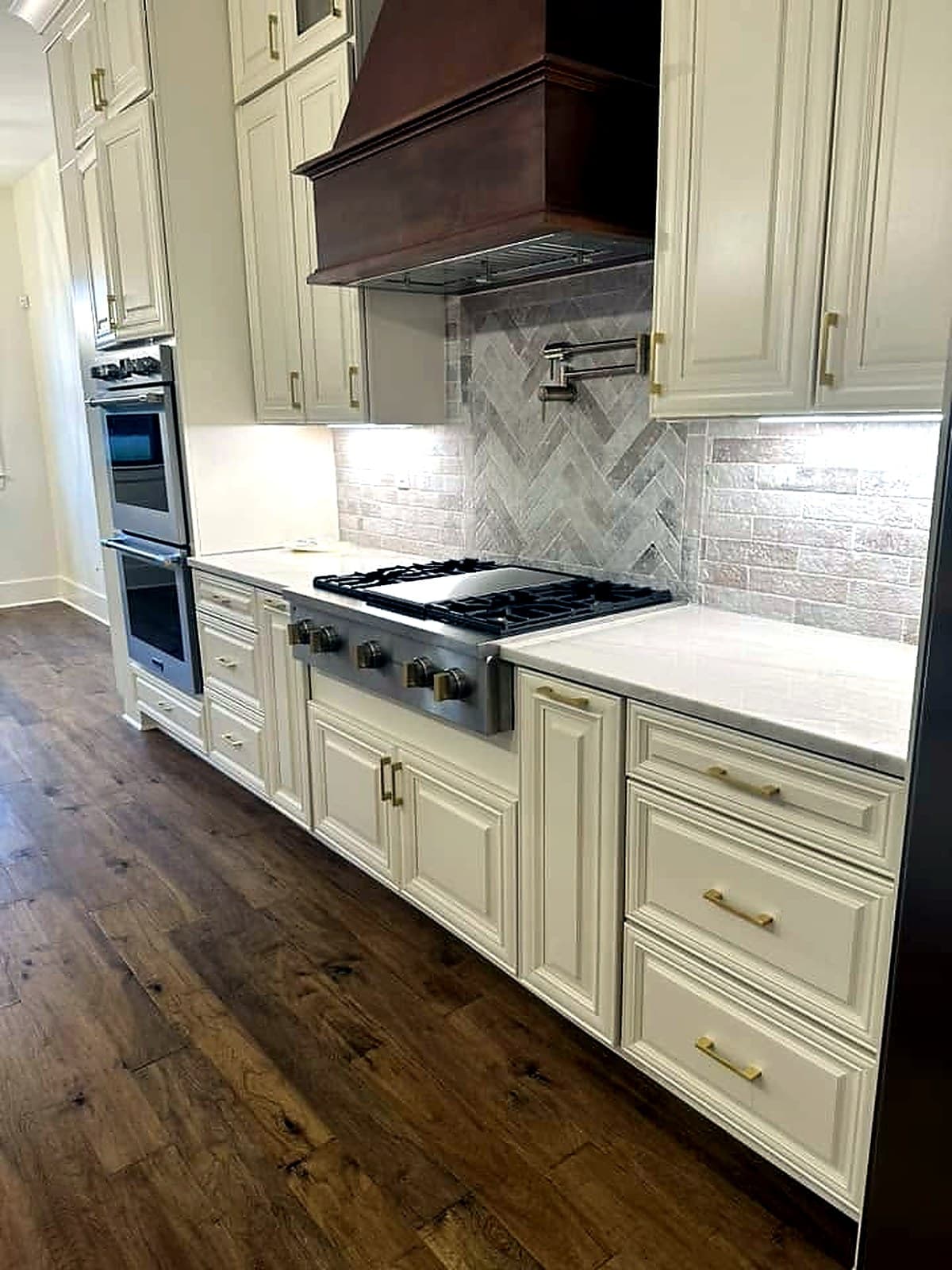 Kitchens — M & D Custom Homes project