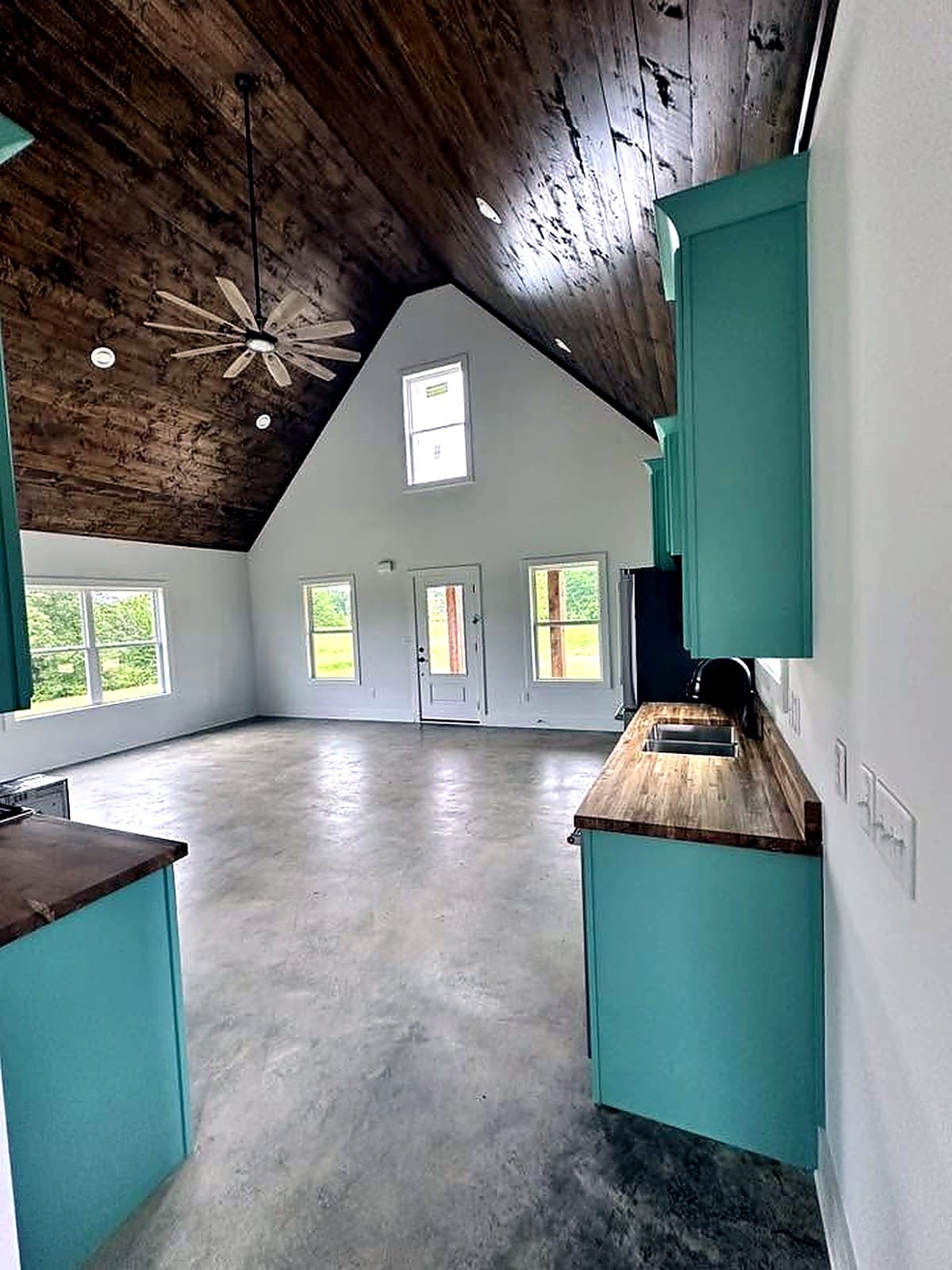 Kitchens — M & D Custom Homes project