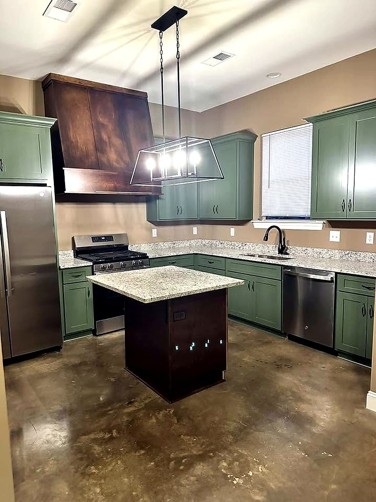 Kitchens — M & D Custom Homes project