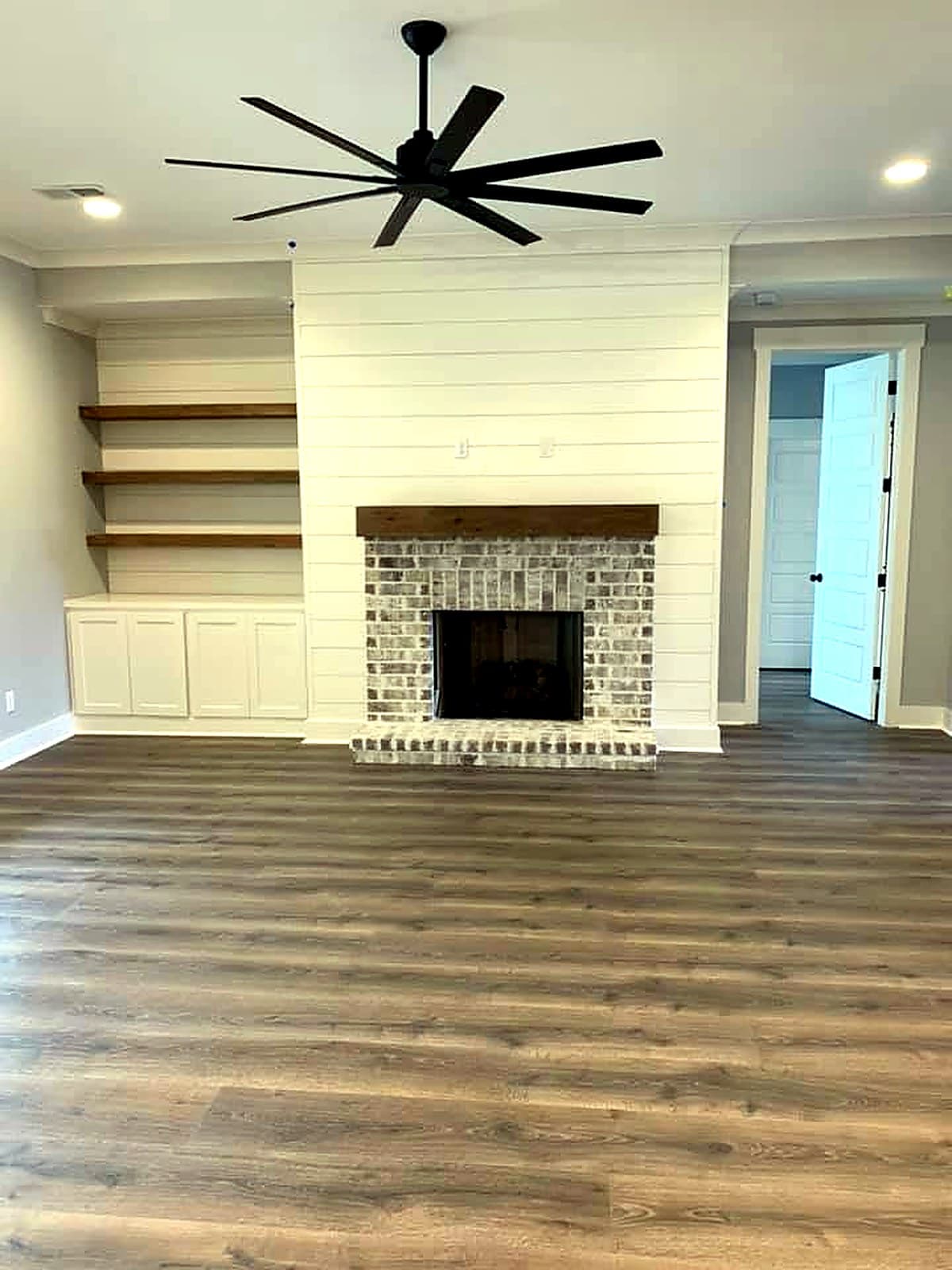 Living Rooms — M & D Custom Homes project